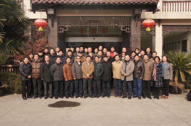 江苏省力学学会九届六次理事会扩大会议在扬州大学召开